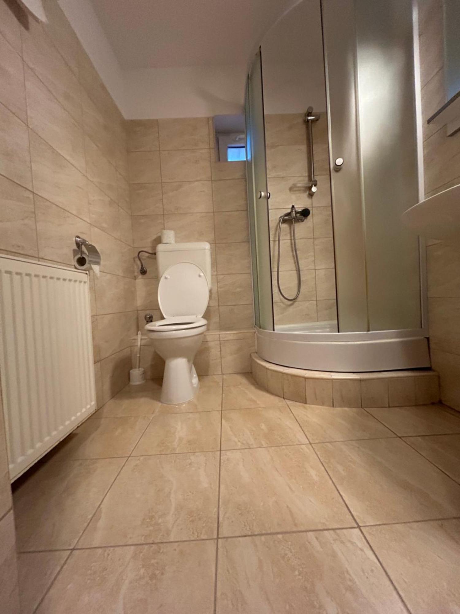 Motel Al Capone Satu Mare Ngoại thất bức ảnh