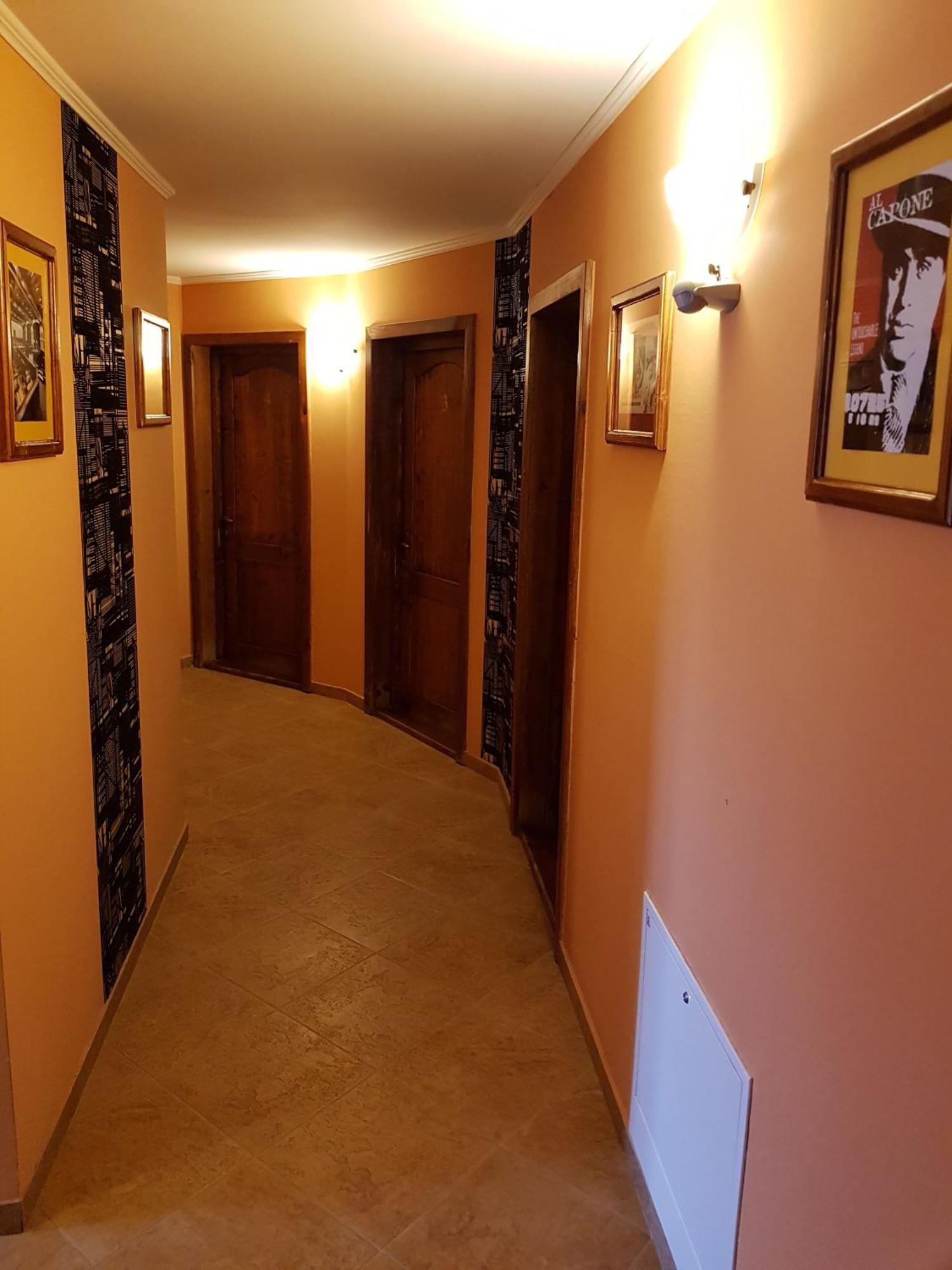 Motel Al Capone Satu Mare Ngoại thất bức ảnh
